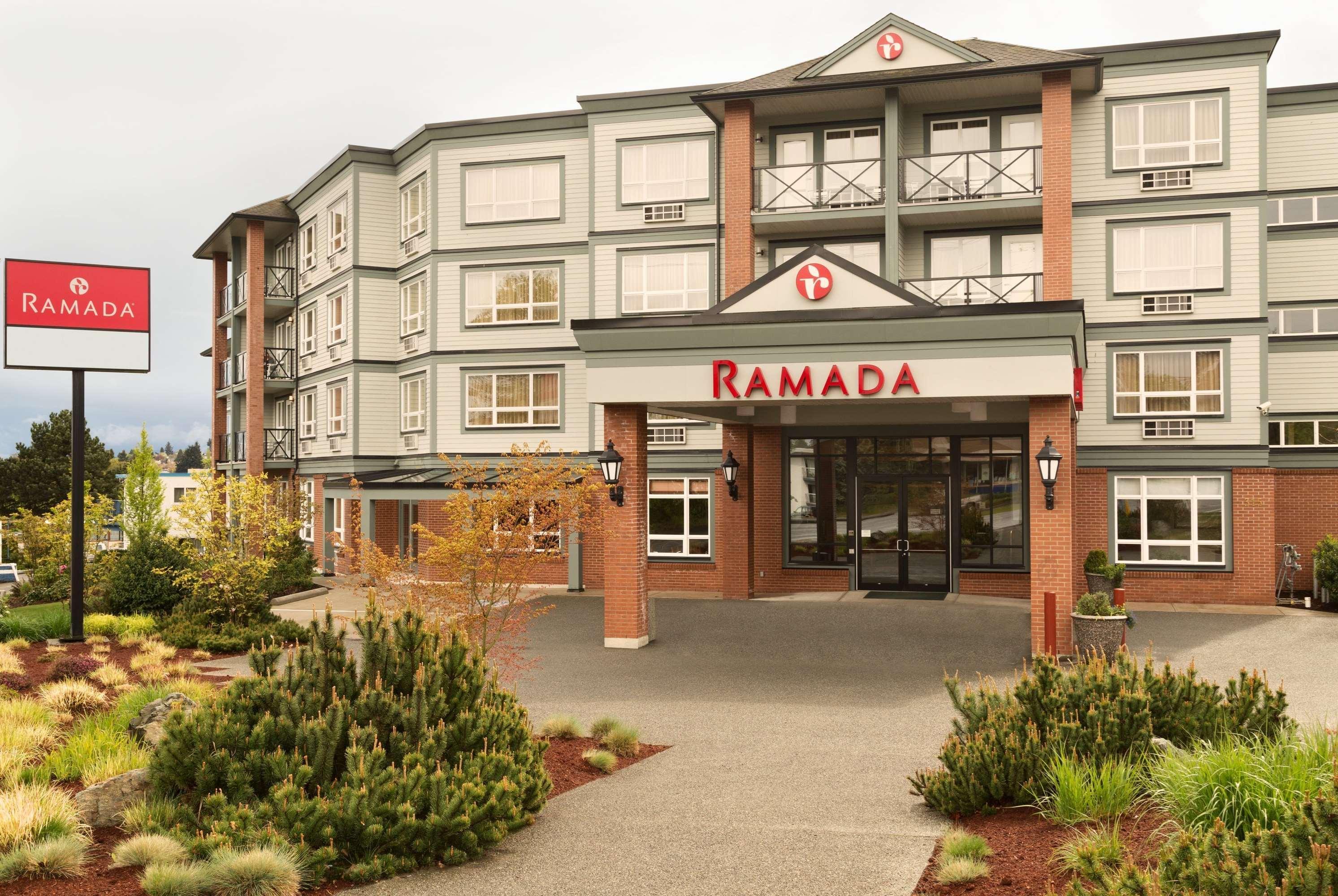 Ramada By Wyndham Nanaimo Hotel Buitenkant foto